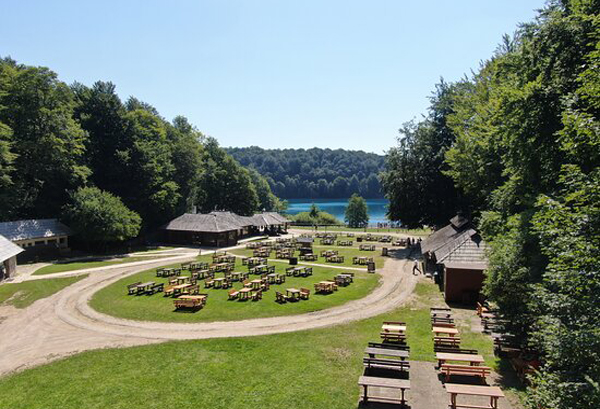 Plitvička jezera: Uvrštena među deset najljepših pješačkih staza svijeta