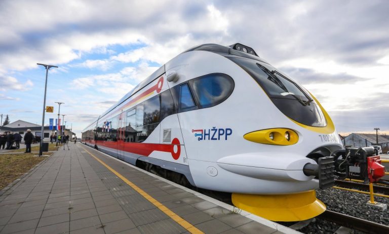 Novi korak prema održivom turizmu: Plitvička jezera postaju lakše dostupna revitalizacijom Ličke pruge