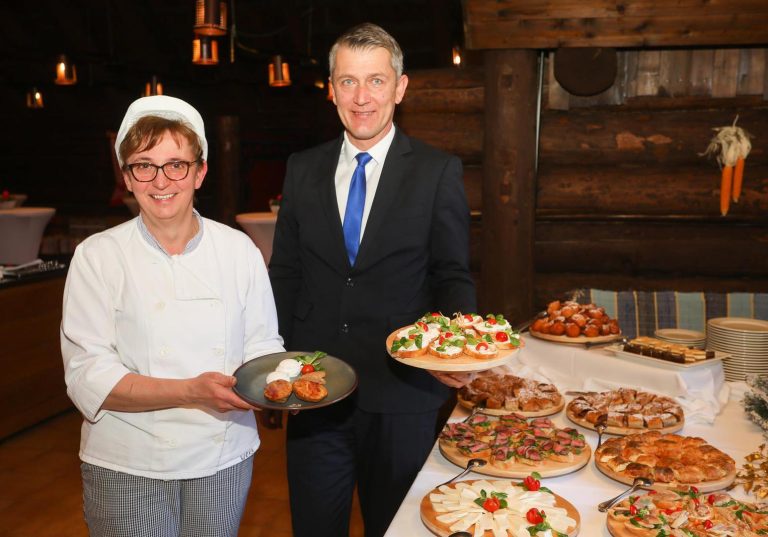 Večernji list o gurmanskim blagodatima Ličke kuće: Uživanje u tradicionalnom okusu ličke base