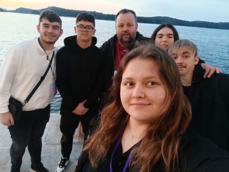 Finale Nacionalne kviz lige u Šibeniku: Srednja škola Plitvička Jezera završila 18. u Hrvatskoj