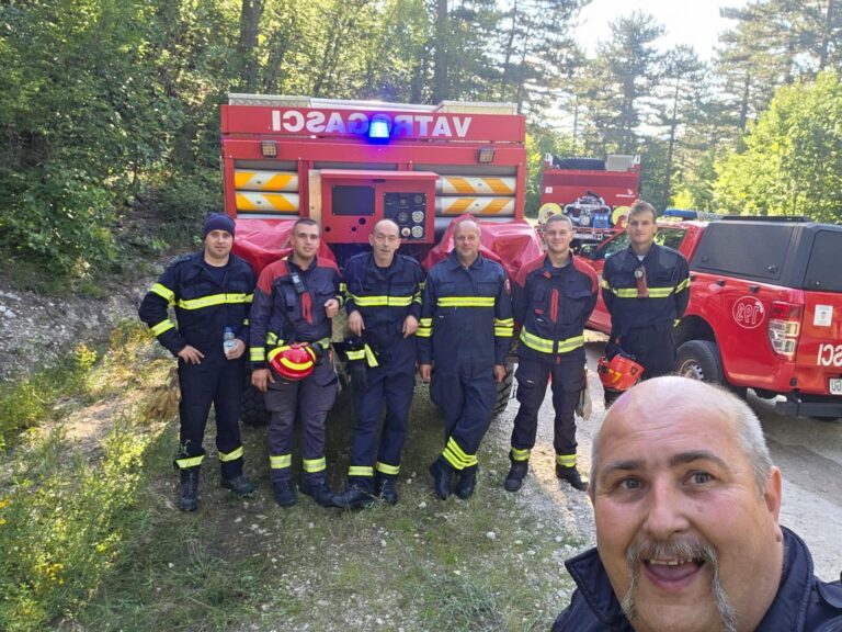 Vatrogasci na Plješevici ugasili požar nakon gotovo pet sati zahtjevne intervencije