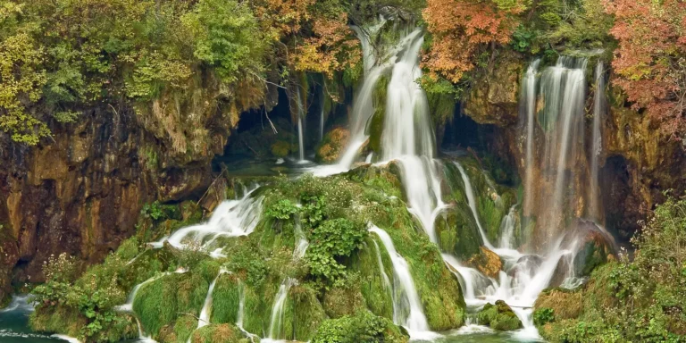 Pročitajte kako nastaju Plitvička jezera: Voda, mahovina i vrijeme